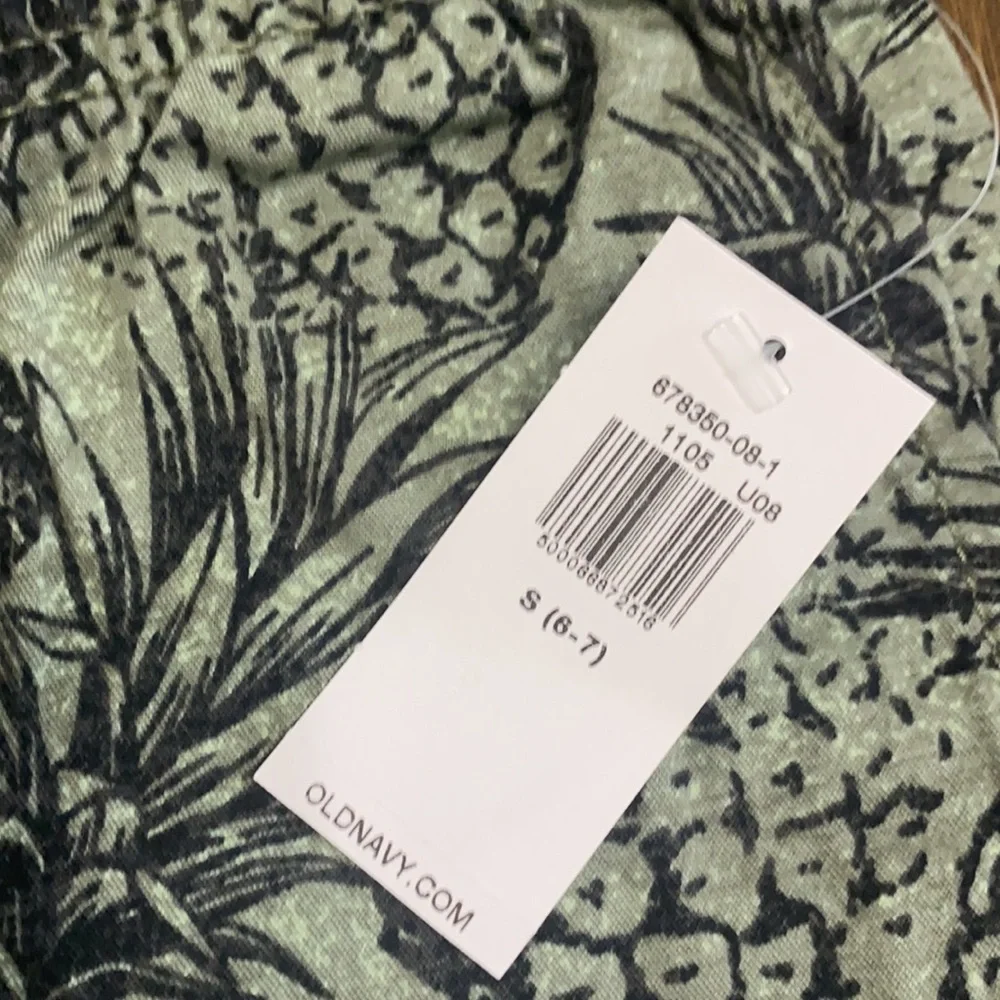 NWT Old Navy Flat Front Shorts and Athletic Shorts 6/7